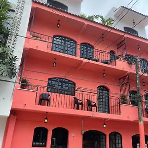 https://spanish-moon-pv.hotelspuertovallarta.org